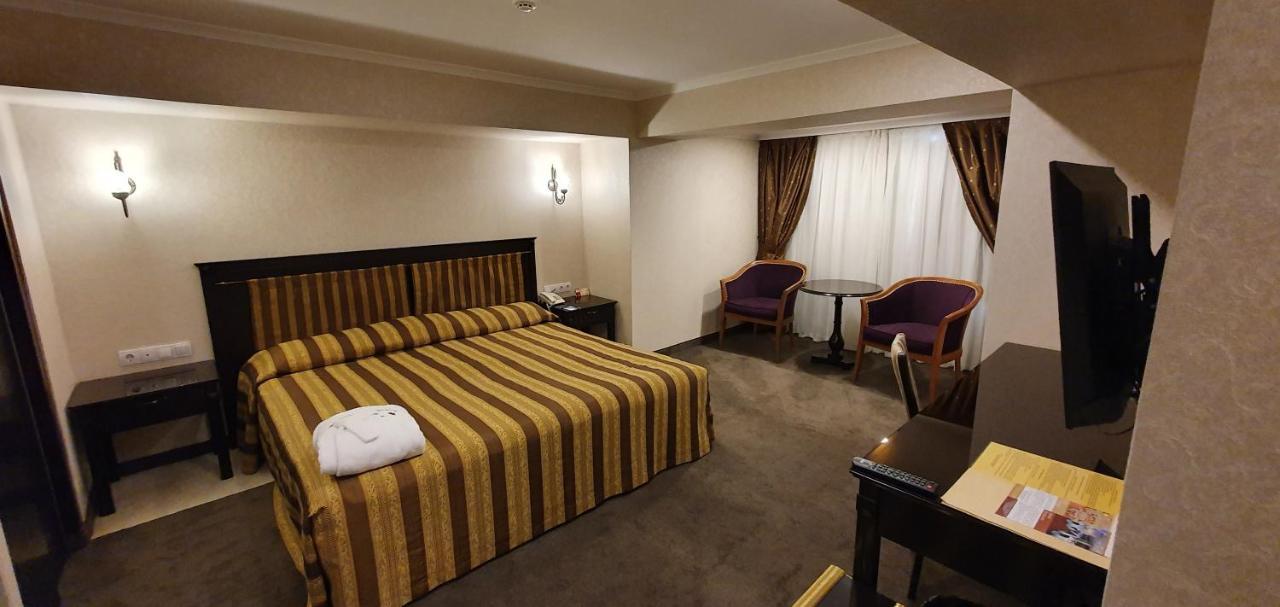 Grand Mir Hotel Ташкент Екстериор снимка